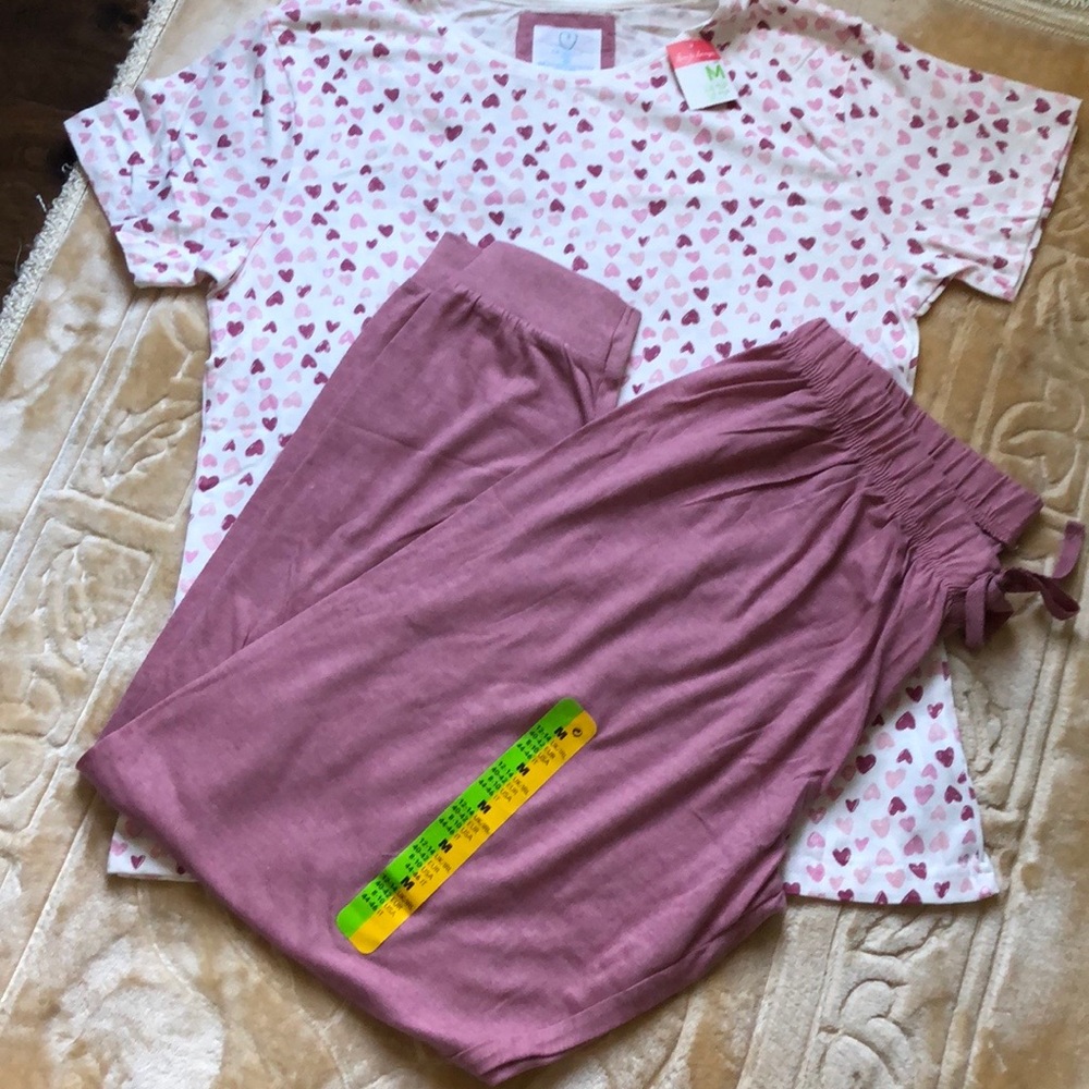 Pajamas set - Picture 2 of 3